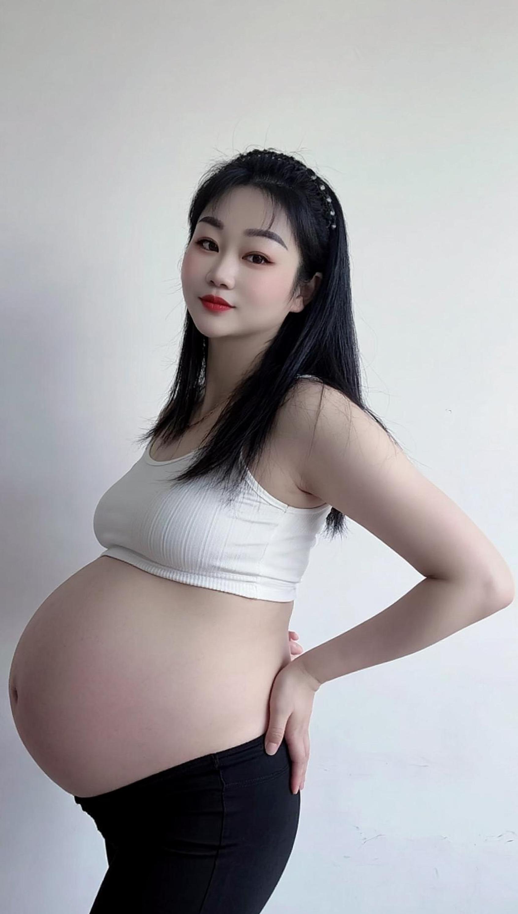 AI素净孕妇照