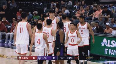 郭仕强把中国队当成广东宏远了吧！15人轮换。中国男篮nba夏季联赛，51分不敌国