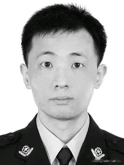 这是纯粹的生活角度。但警察的风险系数还是很高的，我们经常看到警察流血牺牲的飙到！