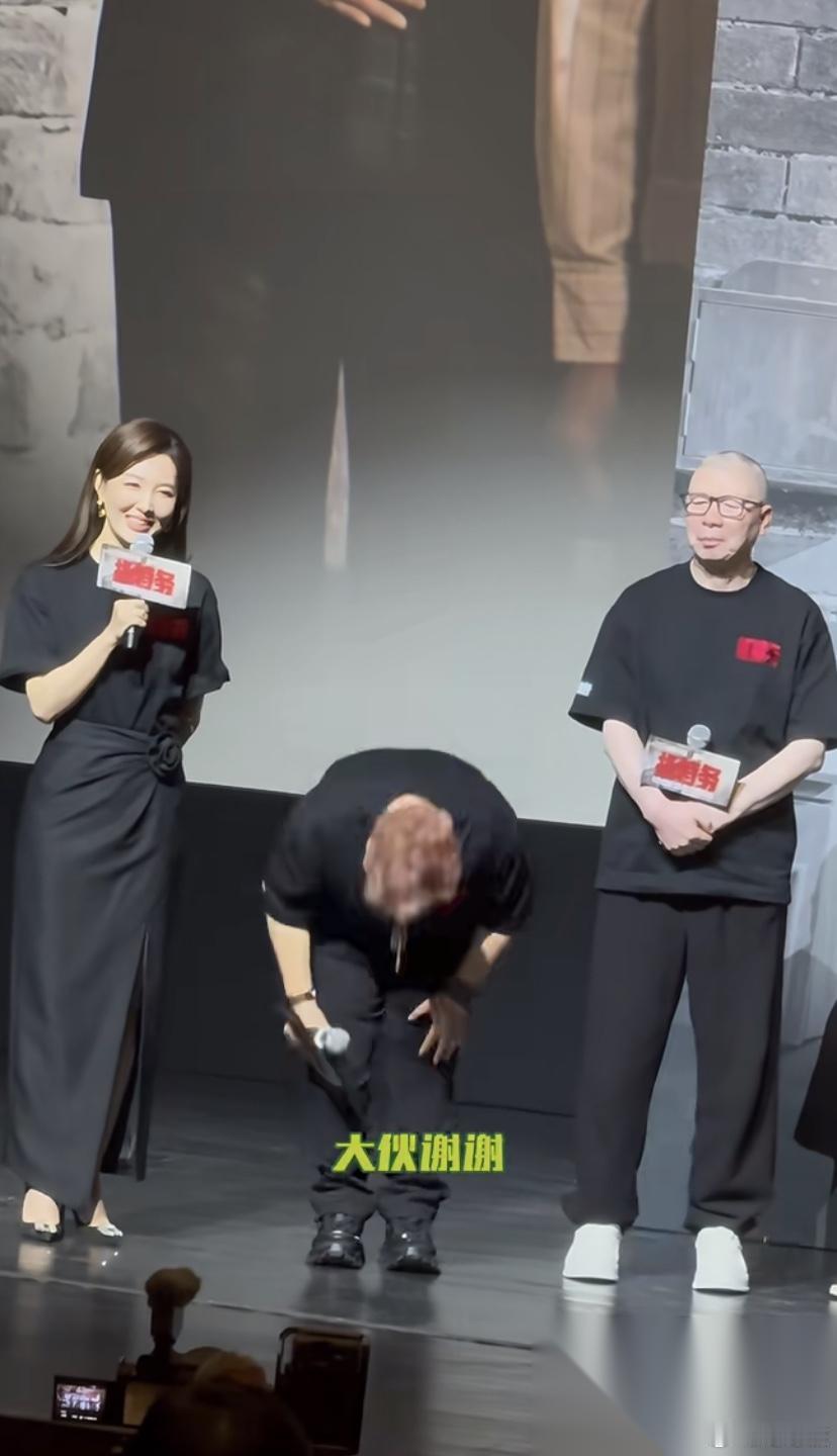 其实观众反感的不是韩红的“走个面儿” 而是她那句“把这第一波票房带起来，咱就有了