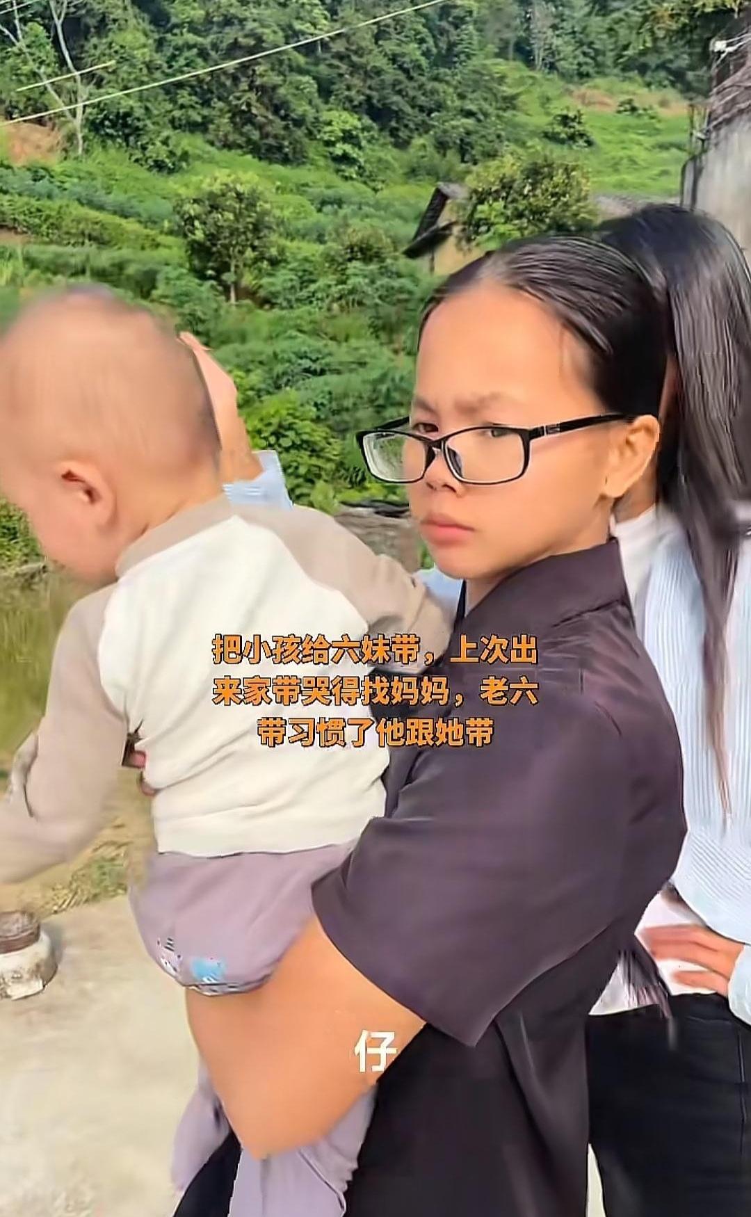 家里15个孩子，好不容易供出个大学生，结果天天在家抱娃，你说可惜不可惜？

9月