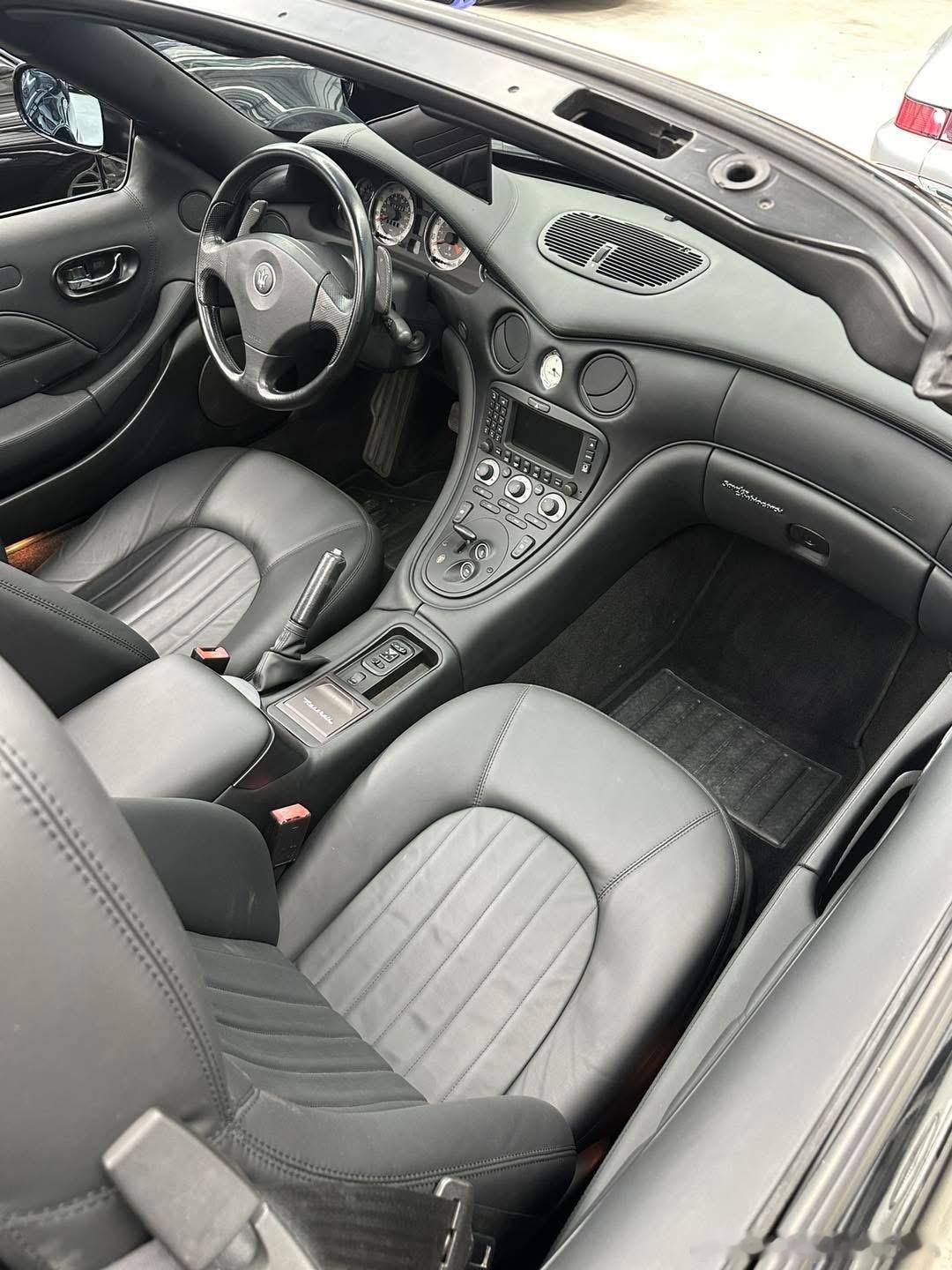 1999年 Aston Martin DB7 Vantage Volante V