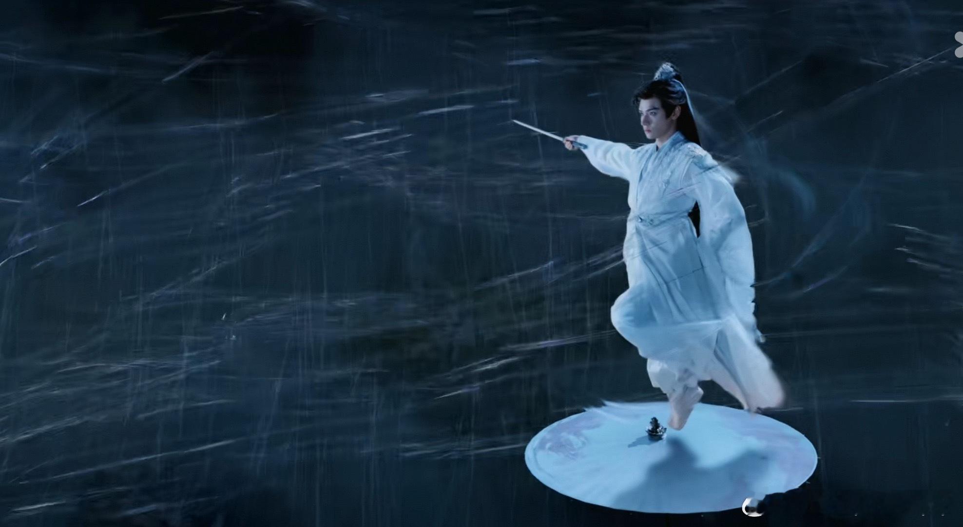 做个苏暮雨小手办多好 ​​​