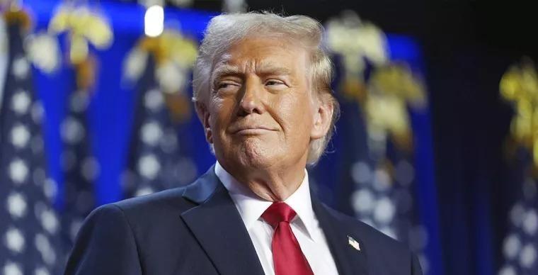 特朗普再次宣布自己赢得美国大选，引发巨大争议。他的对手曾警告，特朗普若重返白宫，