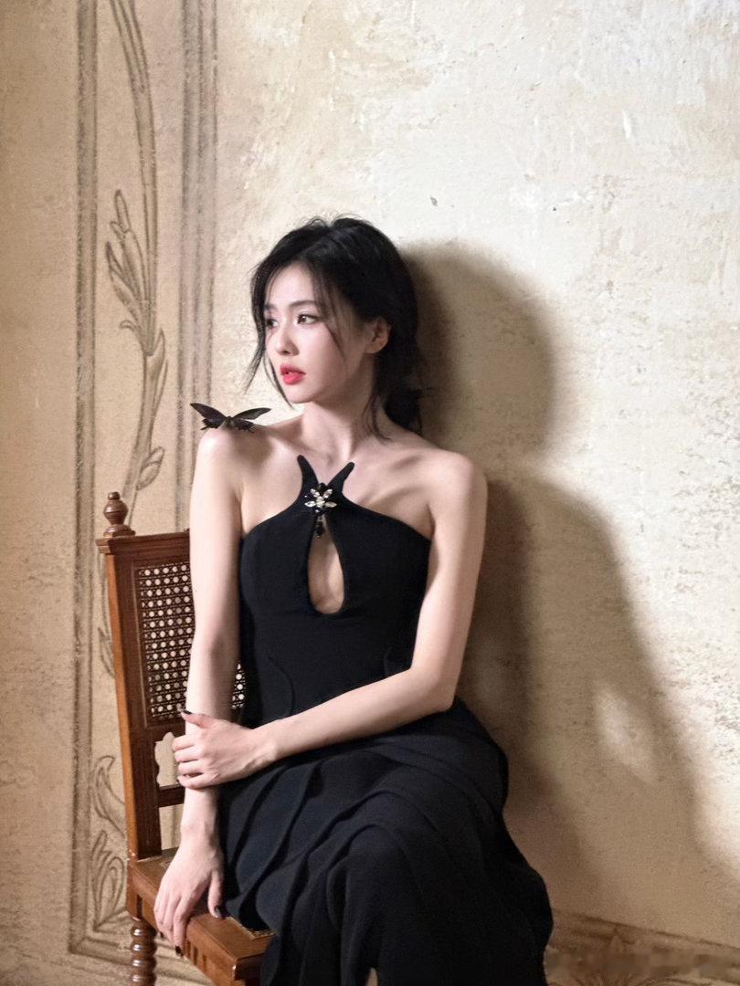白鹿西游记女儿国[超话]白鹿开到荼蘼白鹿0923生日快乐 收下我的尖叫声[憧憬]
