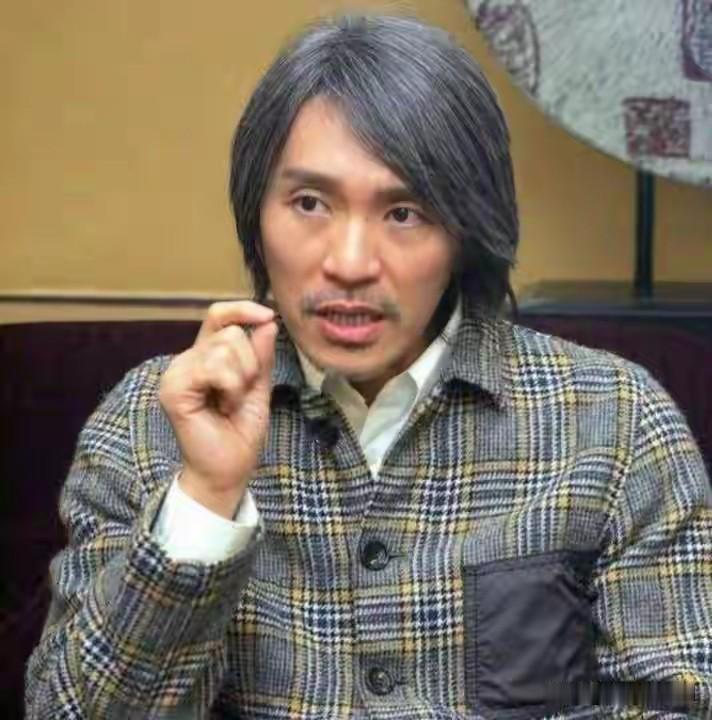 主持人采访周星驰，有人说你，江郎才尽了，他说，真实的情况是，每一天都是面对这种，