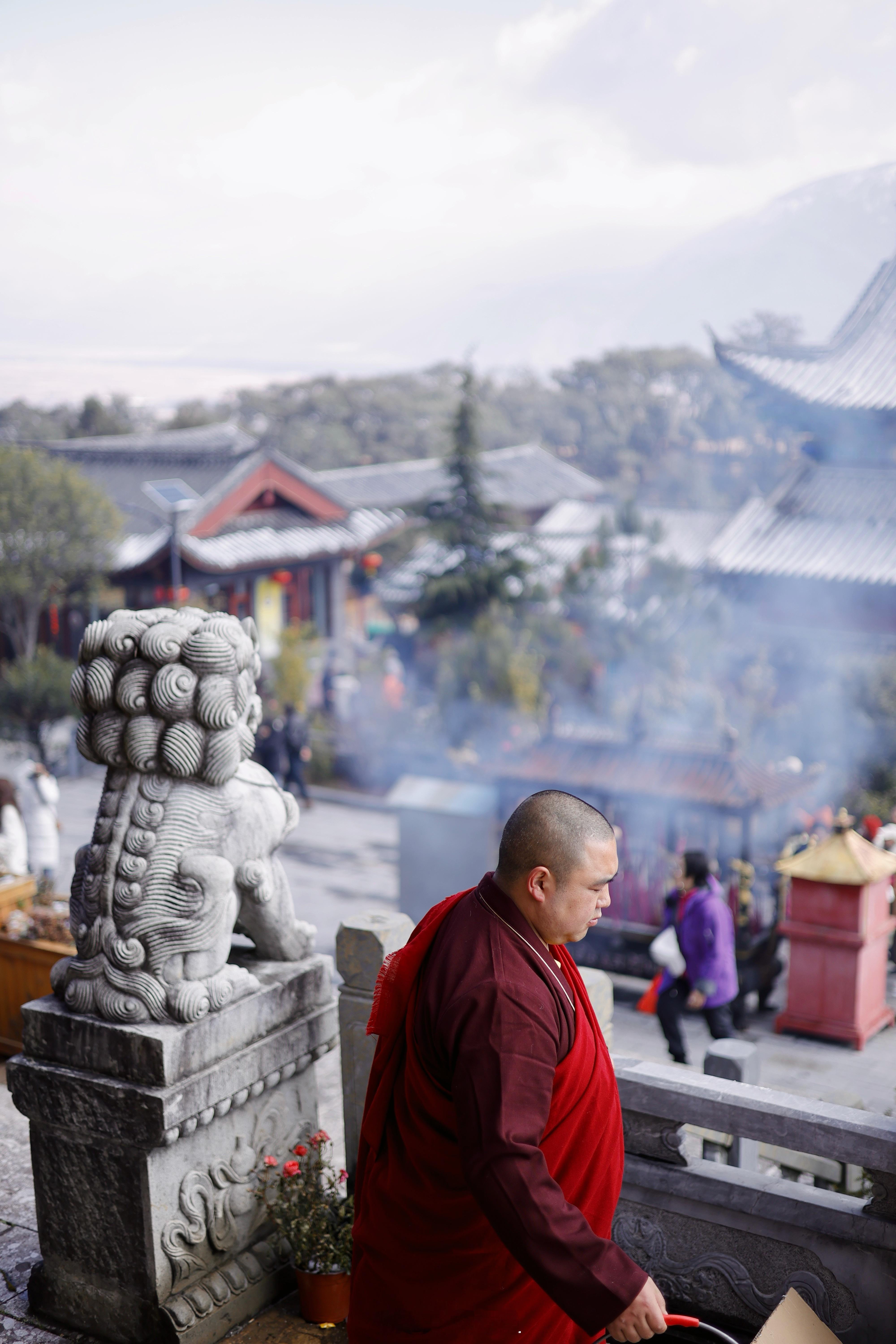 大年初一走进福国寺看云南玉龙雪山吃一餐素斋饭 美好又温暖！  