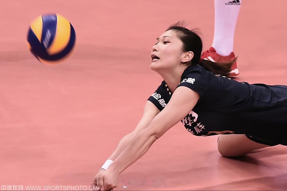 拼了 王梦洁 朱袁张1块2毛9[超话] 中国女排 ​​​