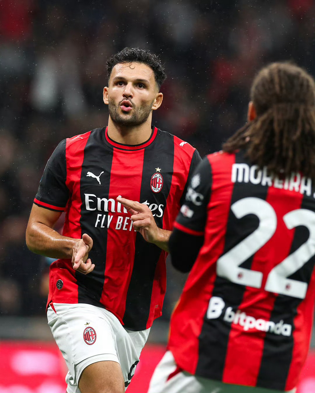 意甲联赛ac米兰3比2亚特兰大 🔴⚫拉莫斯⚽、拉比奥⚽，希拉处子球⚽，米兰从大