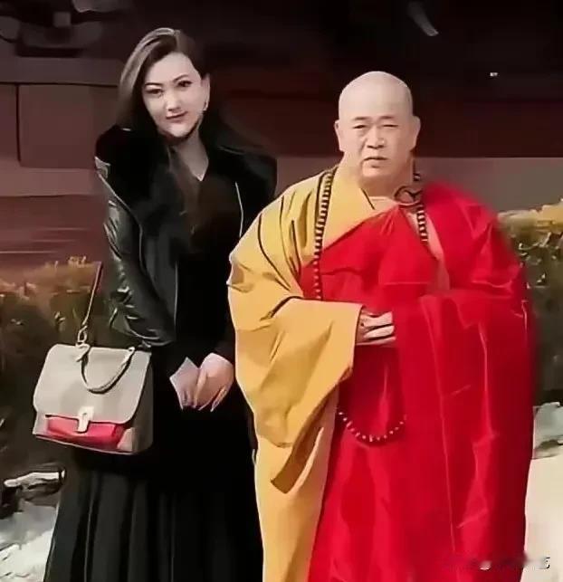 少林寺人事变动“大地震”，网传方丈释永信被带走，佛说：所谓的“因果报应”，该来的