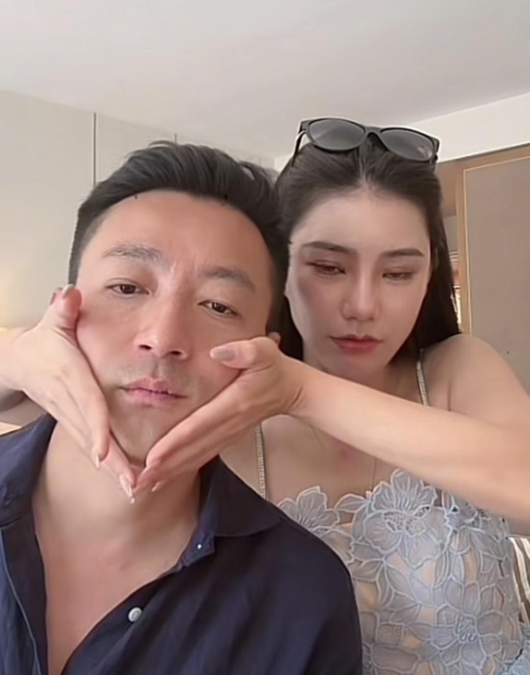 前几天汪小菲直播，
聊起两段婚姻，
话里话外就一个意思，
折腾够了，
还是踏实好