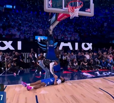 听说今年扣篮大赛很抽象？