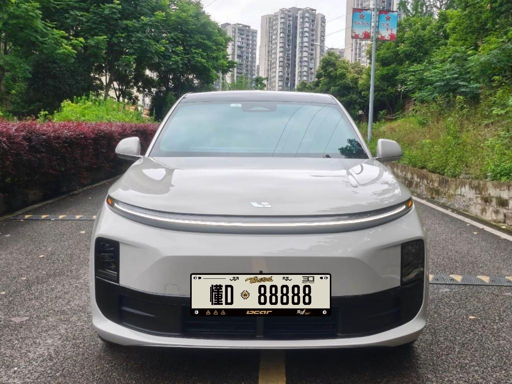 预算17万，打算入手一台可市区代步、长途自驾的二手家用新能源SUV，很多家庭都会
