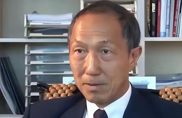 陈水扁时期的“副防长”林中斌抛出惊人判断：美国与中国大陆将协议两岸和平统一。他的