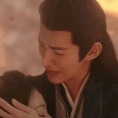 电视剧长相思，三位男主哭戏，檀健次的眼睛会说话，张晚意情绪拿捏很到位，跟杨紫的对