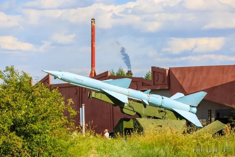 《俄“匕首”藏美德零件？制裁漏洞闹大笑话？》
🤯俄乌冲突惊现魔幻反转！拆解俄“