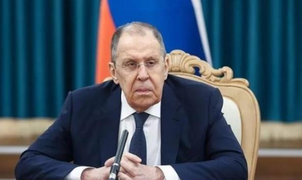 俄罗斯外长拉夫罗夫突然在公开场合抛出一句重磅话，说俄方愿意让中国、美国、英国、法