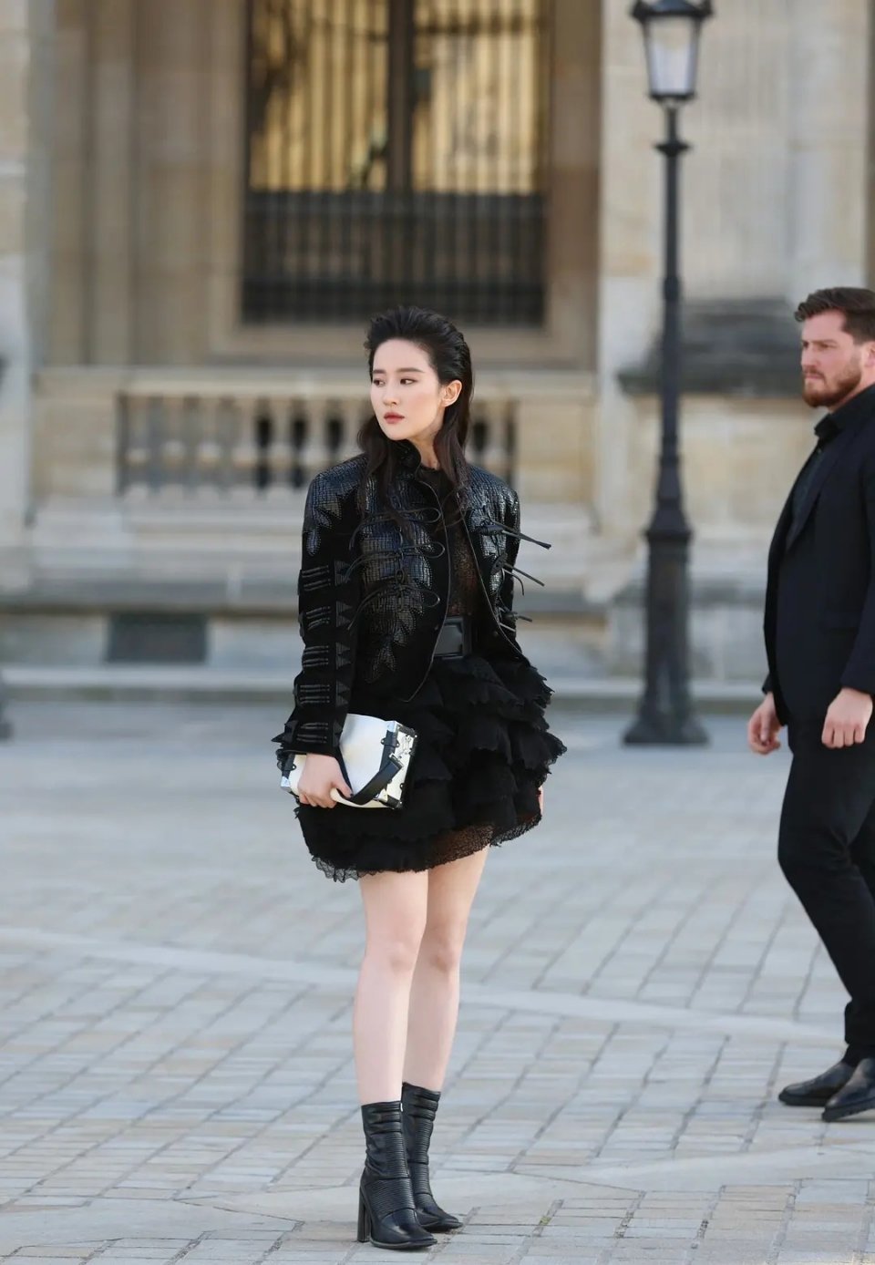 刘亦菲既然那么喜欢白幼瘦，怎么不努努力减减肥呢 ​​​