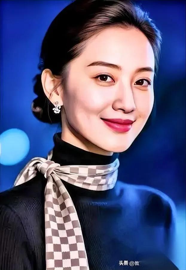 人到中年突然懂了——

最费劲儿的不是搬砖，

是跟人掰扯“你错了”。

以前总