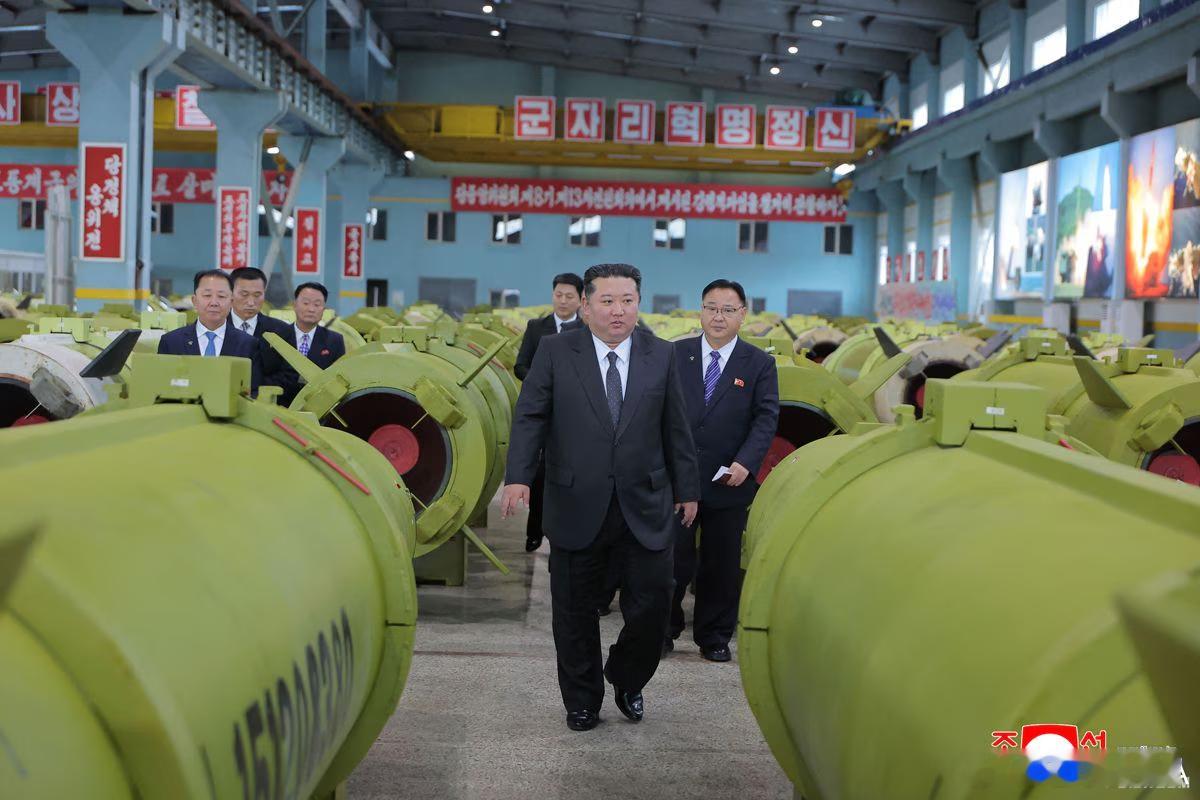 高市称若台湾有事美日或联合行动 巧合啊鬼子“若台湾有事美日或联合行动”话音刚落地