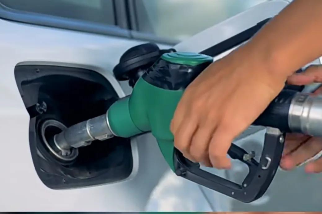 今晚24时起国内汽、柴油价格每吨分别上涨90元和85元

根据近期国际市场油价变