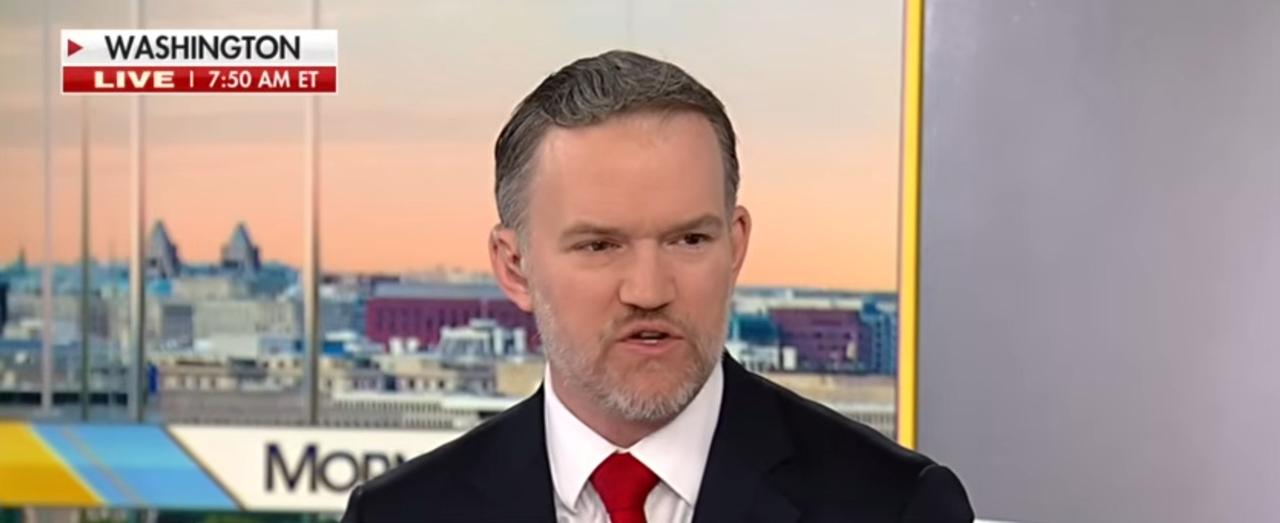 看出来了，特朗普是真想访华啊！

据路透社25日报道，美国贸易代表贾米森·格里尔