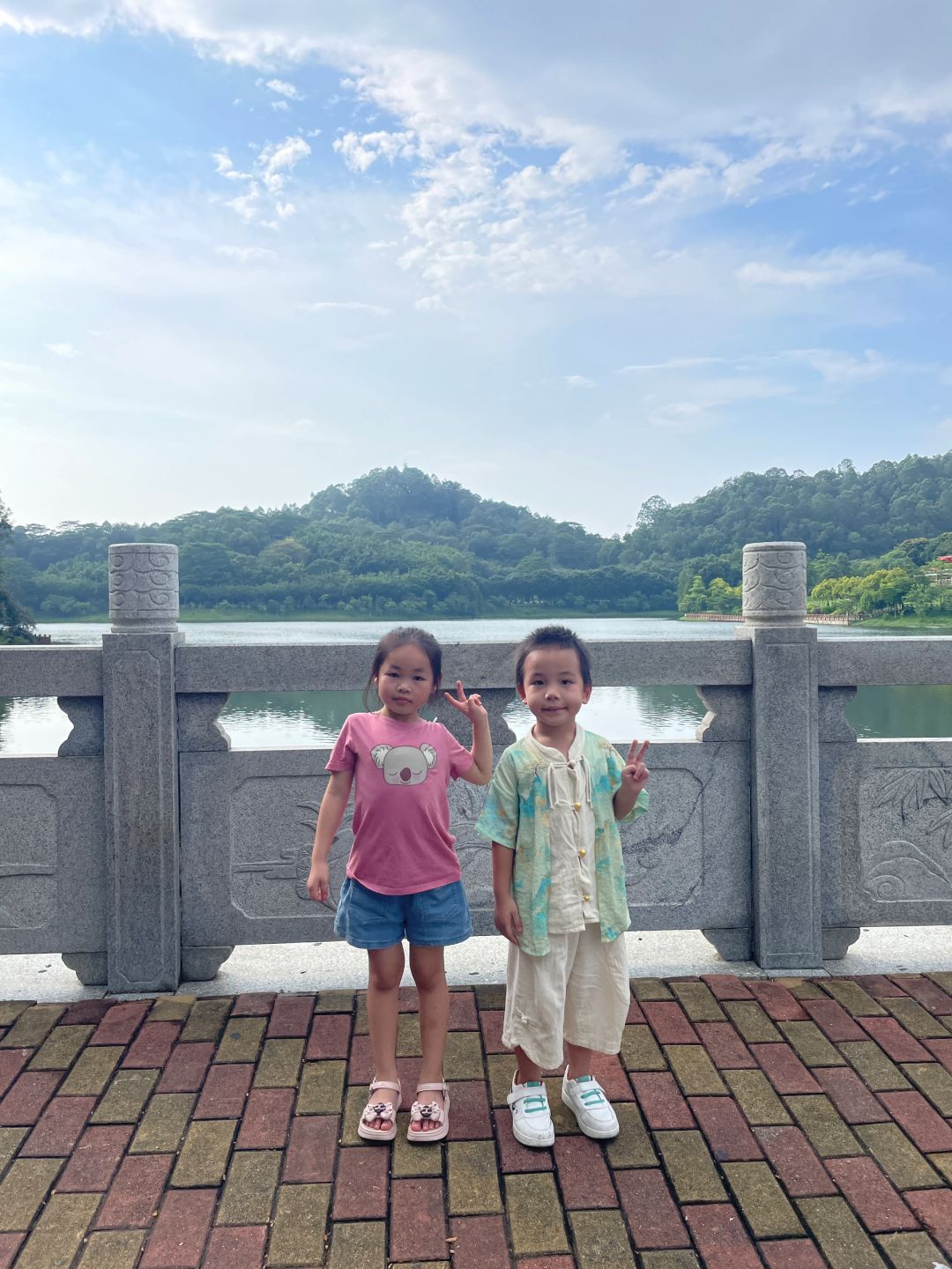 养孩子，别总想着带他旅游见世面