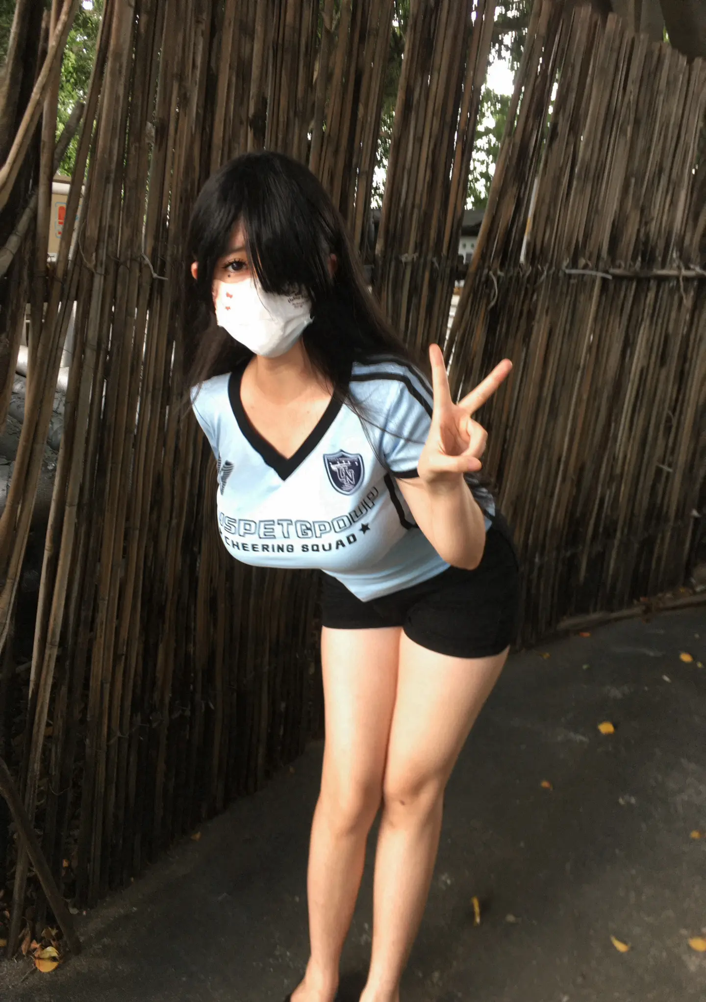 再发一张