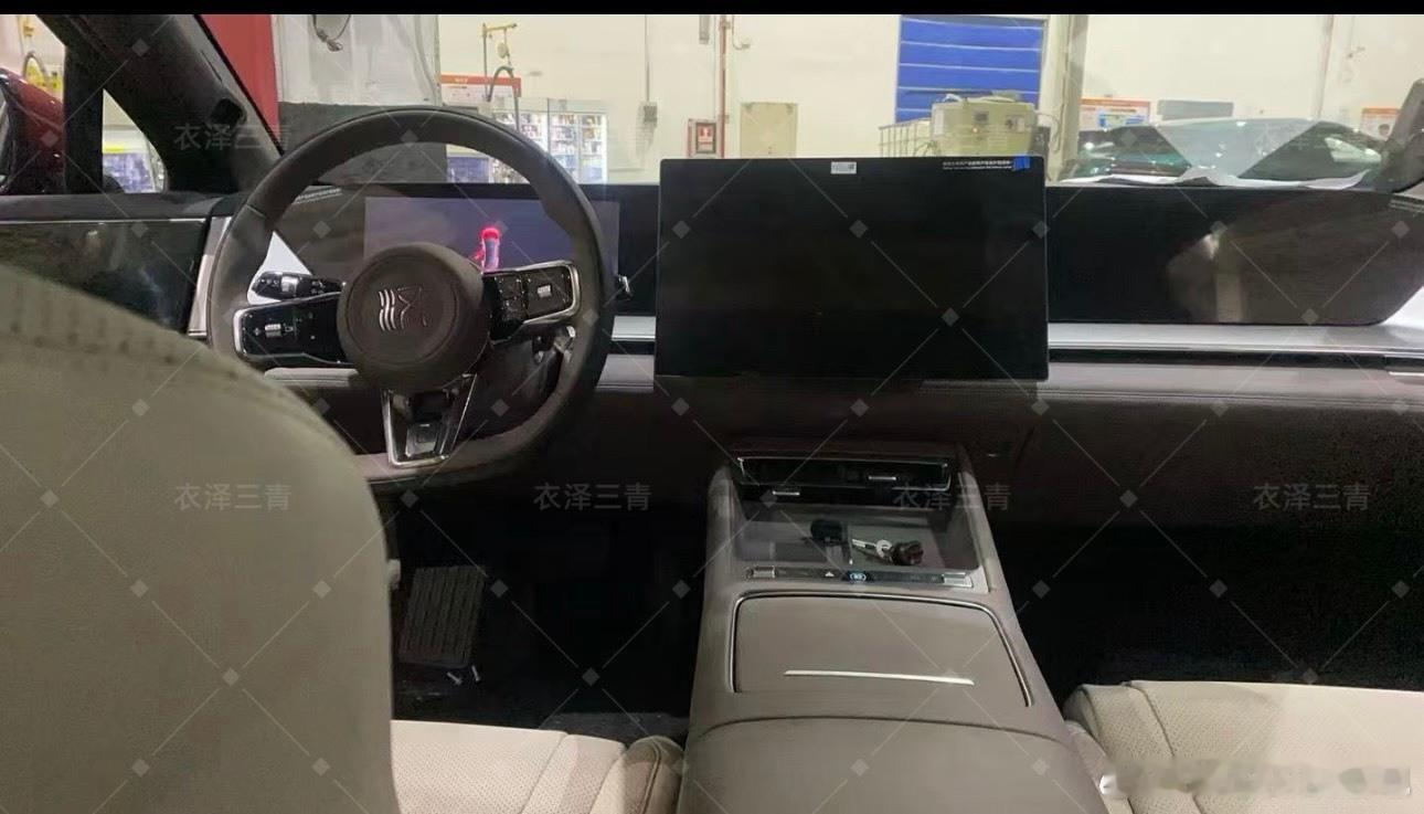 大汉内饰~大家觉得怎么样？图源见水印~ 