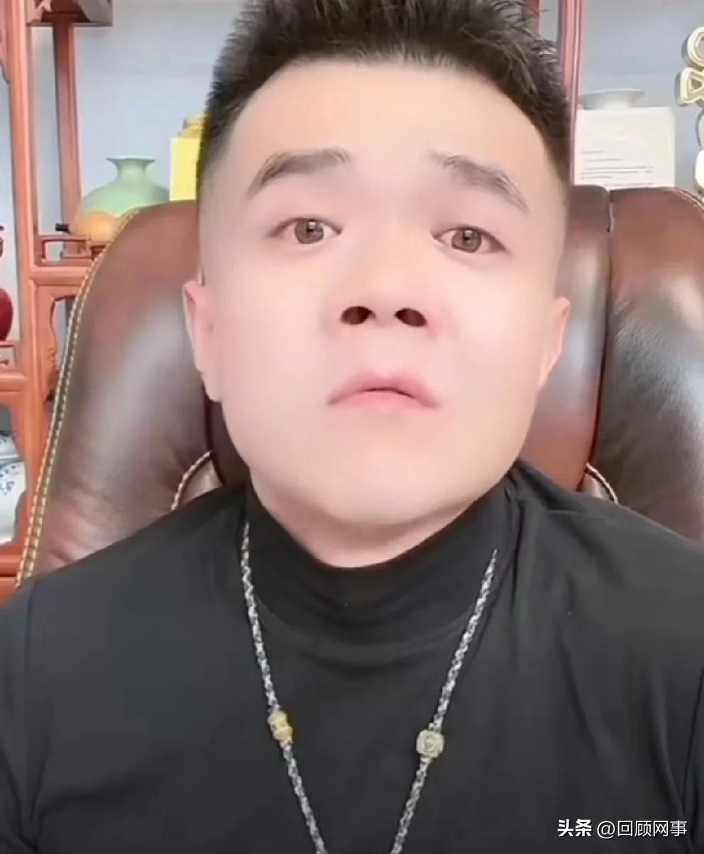 小胖讲述仙洋活动群网红态度冷漠装大哥，仙洋深夜发朋友圈挑理！

        