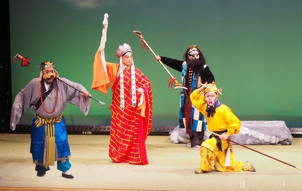 “新潮剧院”将举行成立三十周年纪念公演 中日京剧演员同台献艺海外新鲜事 由中日两