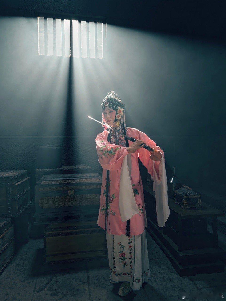 反派跌断脖子我嫌脏了台子 柳清河这角色太疯魔！用亲人换声名，借名伶藏扭曲，戏台身