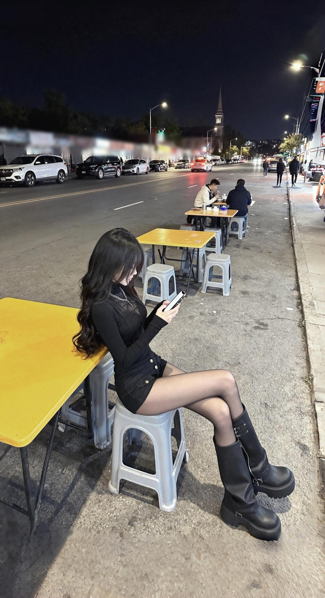 哈哈哈哈哈哈越听越上头的雷霆音乐