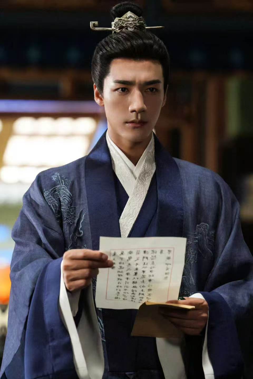 此沙的眼神戏拉丝感很足良陈美锦 良陈美锦里，此沙饰演的陈彦允眼神戏太绝，眸色流转