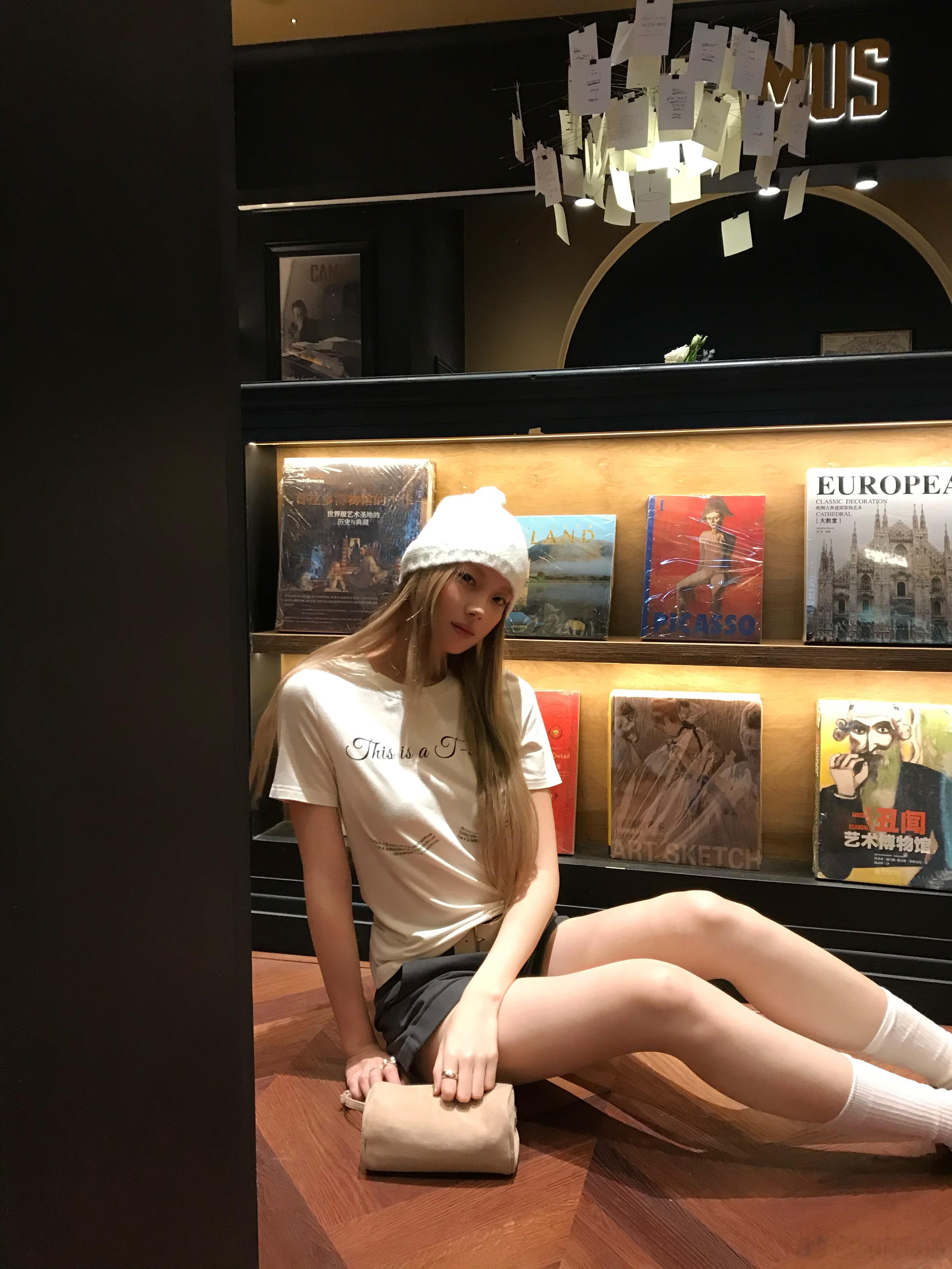 年前的最后一次上新~少而精 款款都是开春战袍春天要穿得又美又有氛围感这条一位宝宝