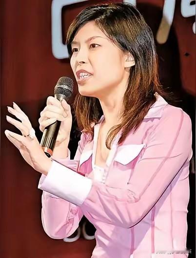 中天电视台又搞了个网终投票，56岁的郑丽文与75岁的赵少康直接决战，直到16日下