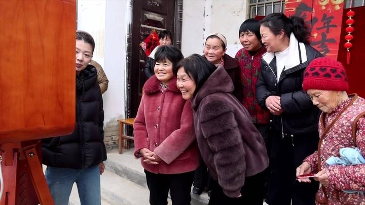 春回大地，天气渐暖，菏泽市定陶区黄店镇程庄村也多了几分生机。就在前几天，“00后