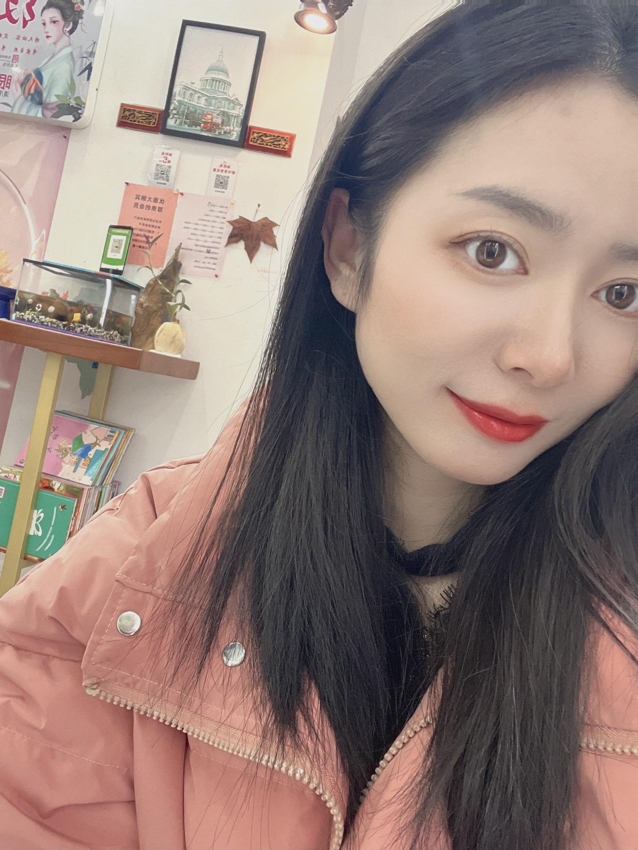 本来早已经过了感伤的年岁，但还是会有无力感，惘然若失的惆怅
