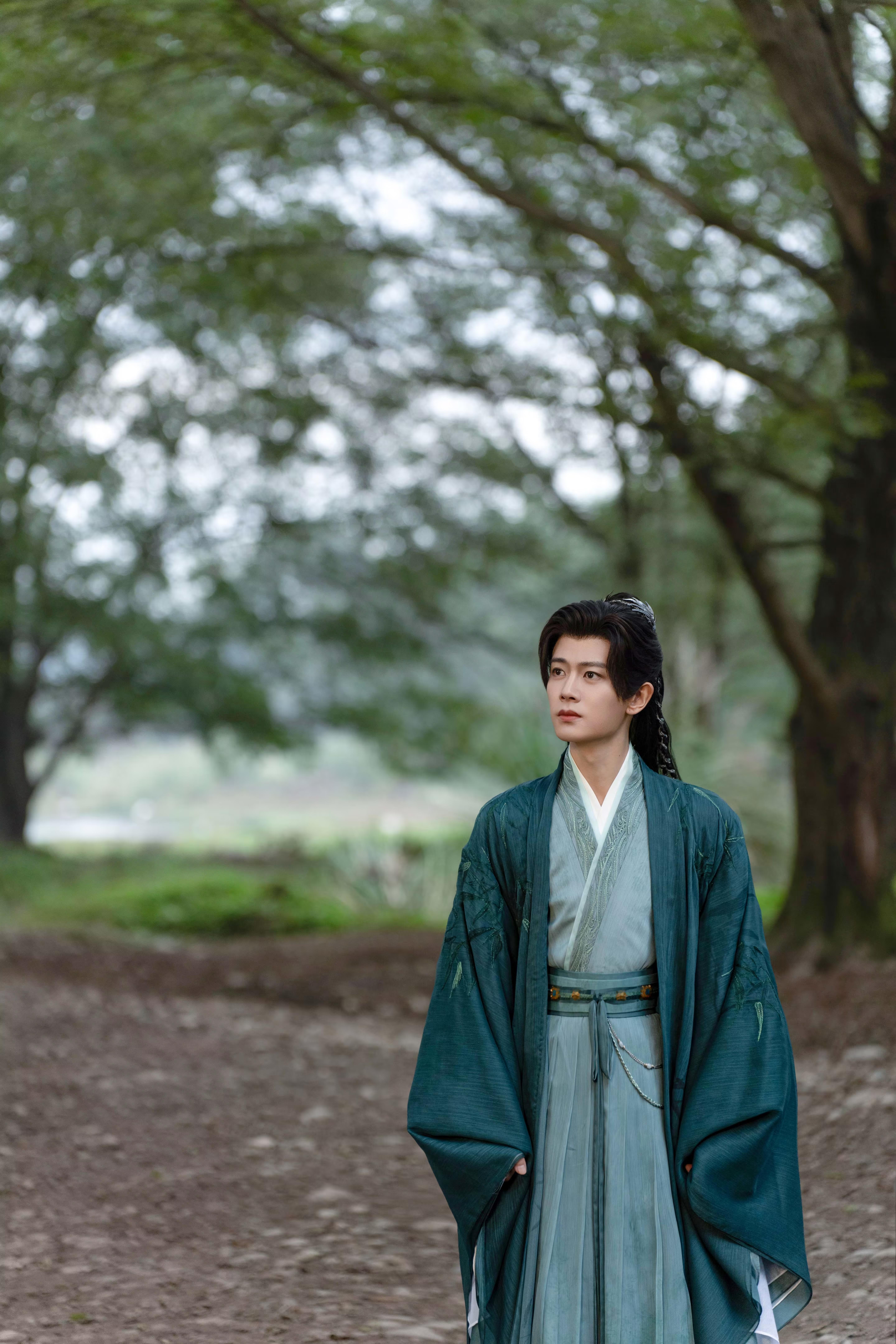 任嘉伦任嘉伦扭胯 好灵活的宽粉电视剧佳偶天成任嘉伦说嫁给陆千乔没那么幸福 我先支