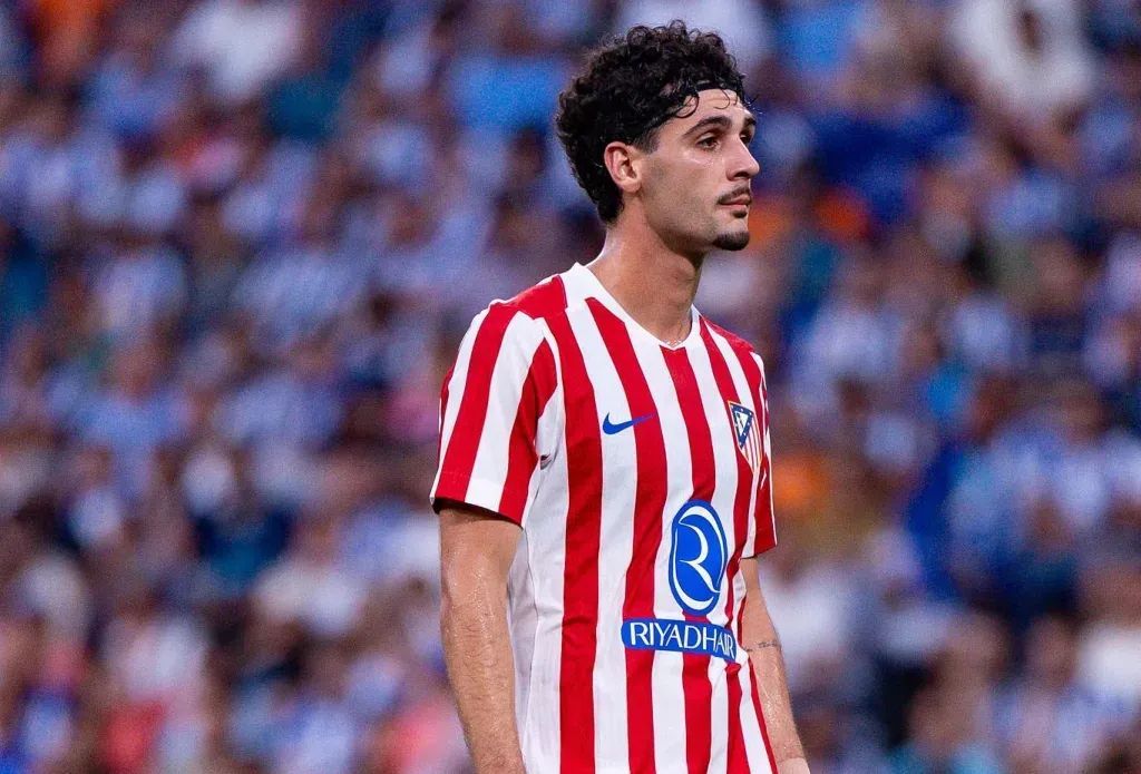 马竞球员 约翰尼·卡多索 ：“我认为裁判没有对双方一视同仁，一边的犯规算，我们这