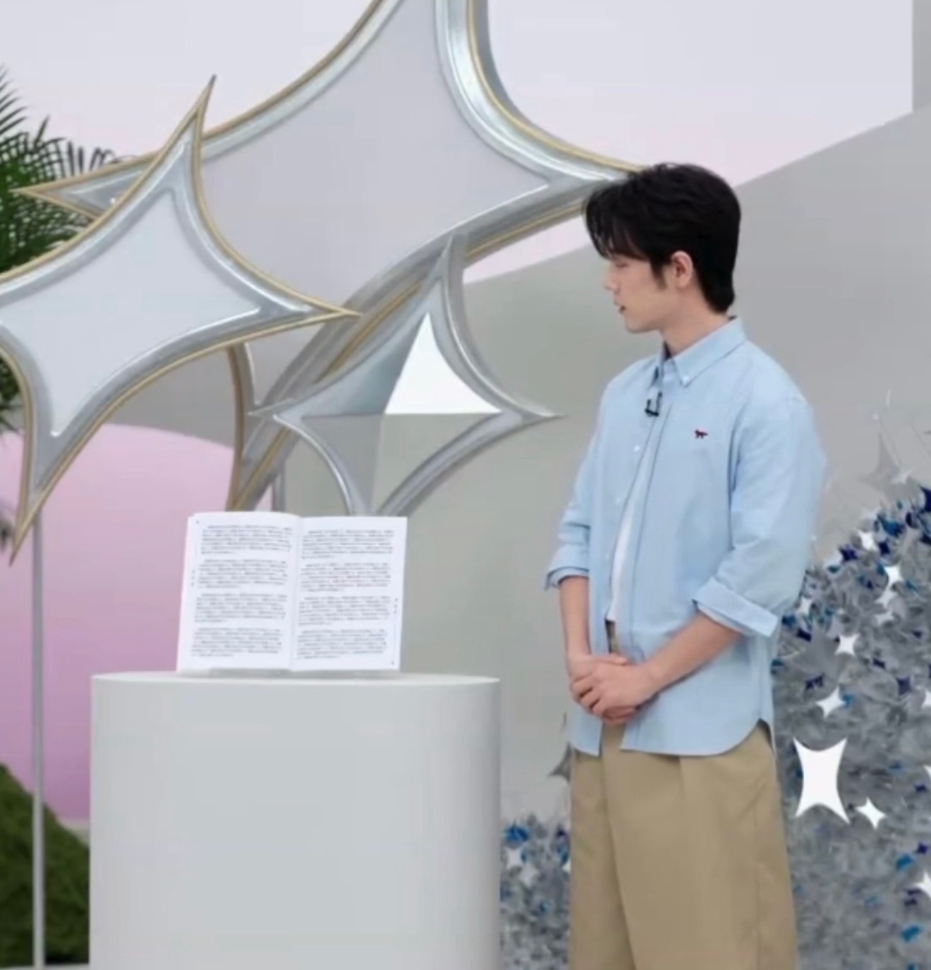 ber。。。荣耀600这个教科书级别的护眼确实很牛啊是真的和纸质书完全一模一样 