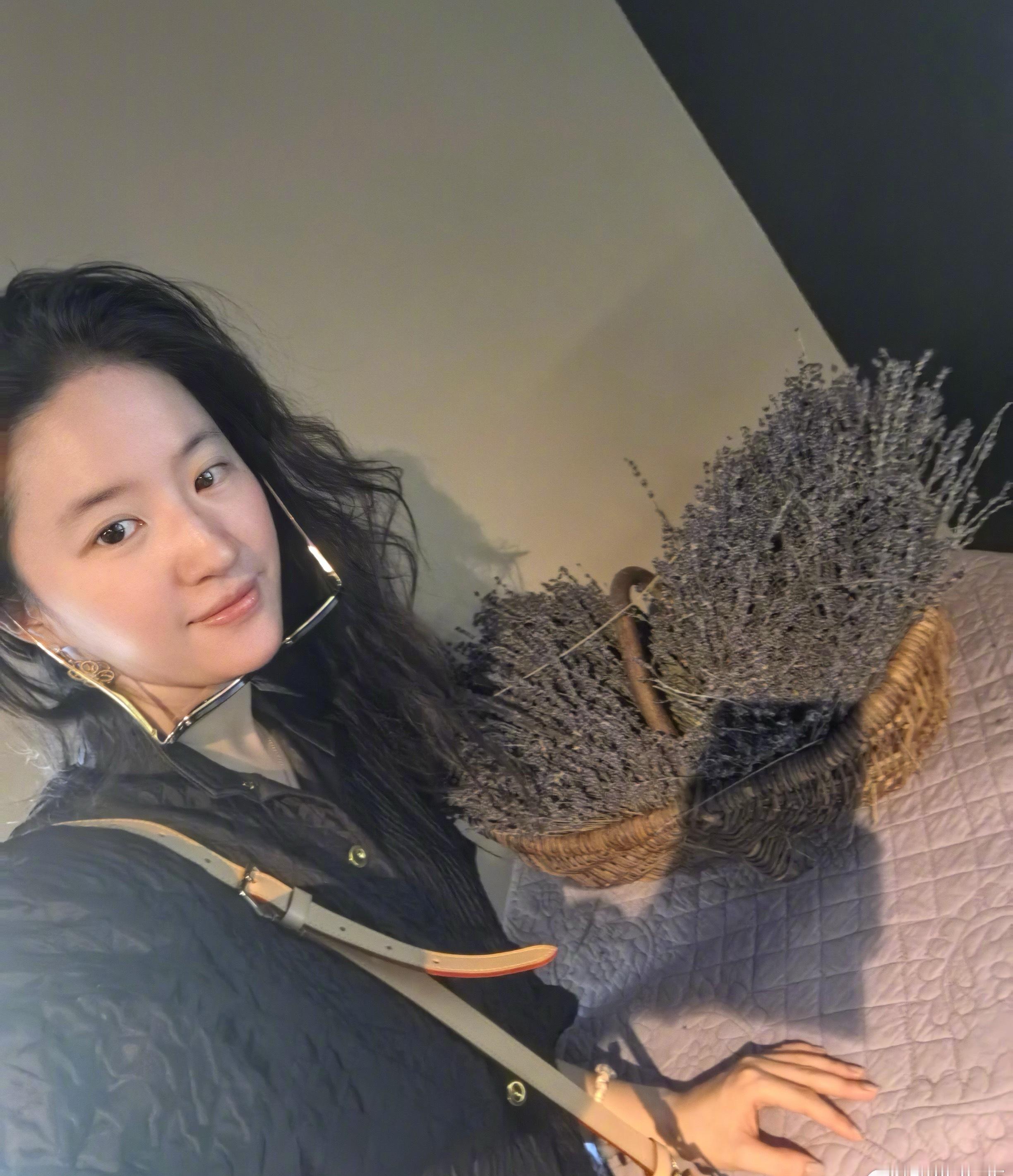 美得有点过分了 ​​​