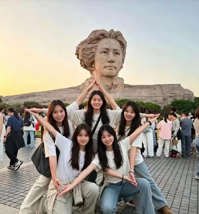 这中行为值得点赞[赞][赞]
