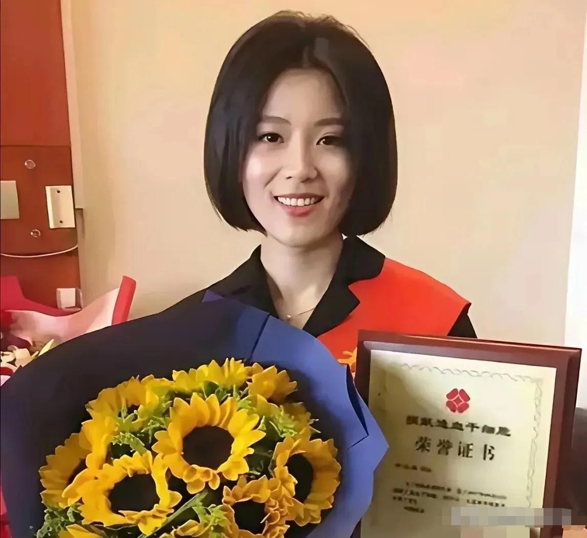 2017年，浙江一位28岁的姑娘许艾菲捐献骨髓，救活了一个15岁的白血病男孩，没