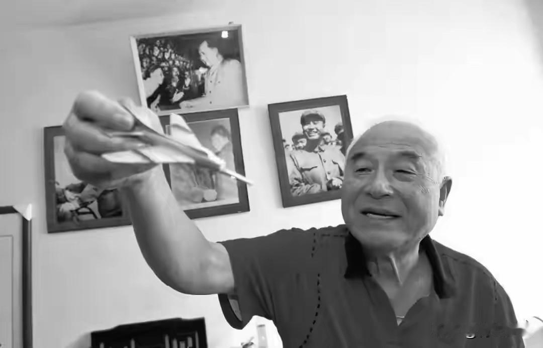 突发讣告！曾驾驶歼-6打爆美军机，一等功臣高翔于2026年1月9日18时40分在