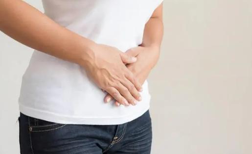 经常便秘就是肠道老了？医生：可能是生活习惯问题

 
很多人一提到便秘，就会联想