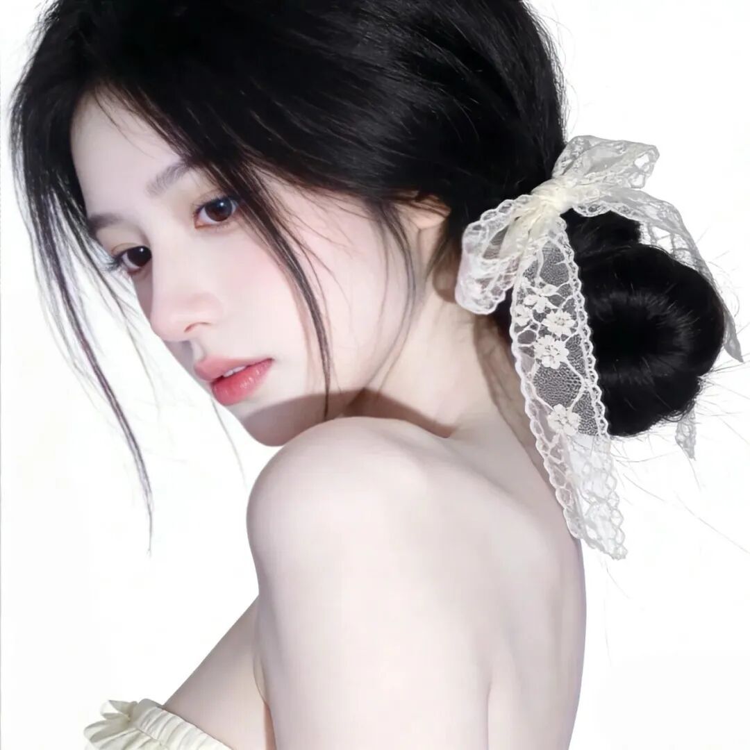 𝑾𝒆𝑪𝒉𝒂𝒕｜百搭女头｜高级感头像｜经典风｜适配强｜无水印 