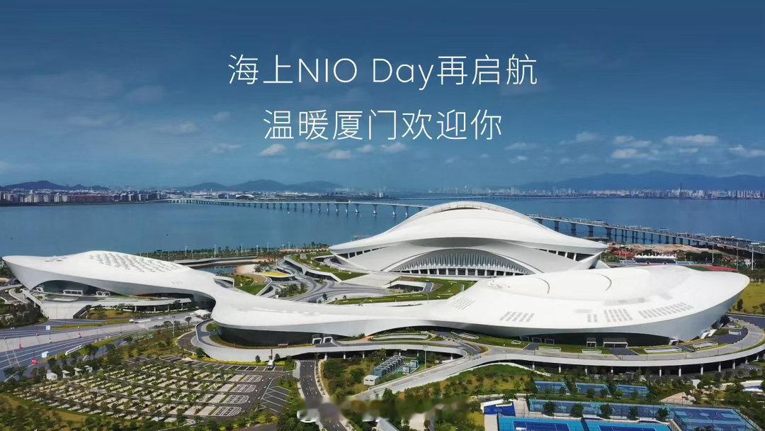 滑雪场能有室内的，但蓝天白云沙滩大海没有室内的12月来厦门天气正好，主要是还有一
