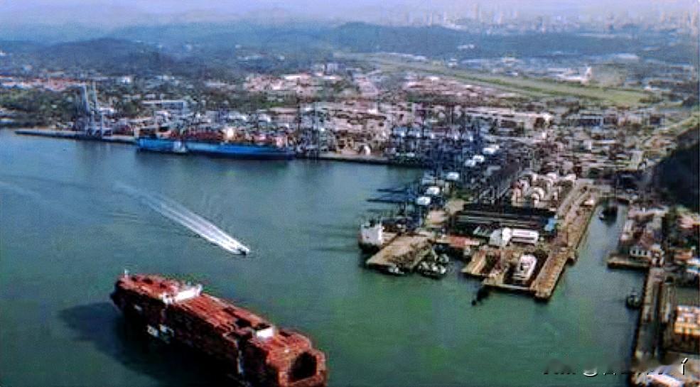 中国反击了，对巴拿马的反击来了！
巴拿马必将吃到苦头，赔了夫人又折兵。

现在已