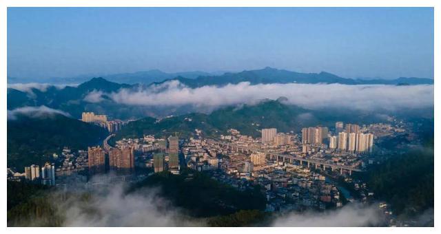 宜宾南部三县：兴文、珙县、筠连的未来发展方向来了

宜宾南部的兴文、珙县、筠连三